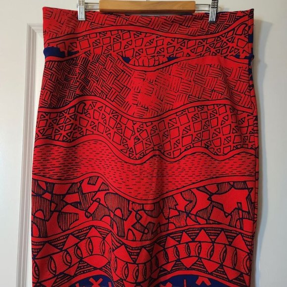 Lularoeo Cassie Blue‎ and Red Designs - Picture 1 of 3